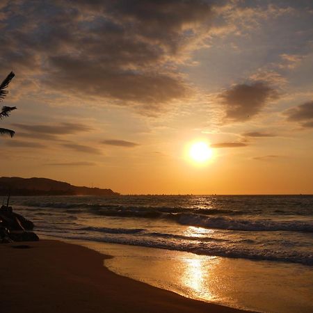 Los Almendros De Mancora Bagian luar foto