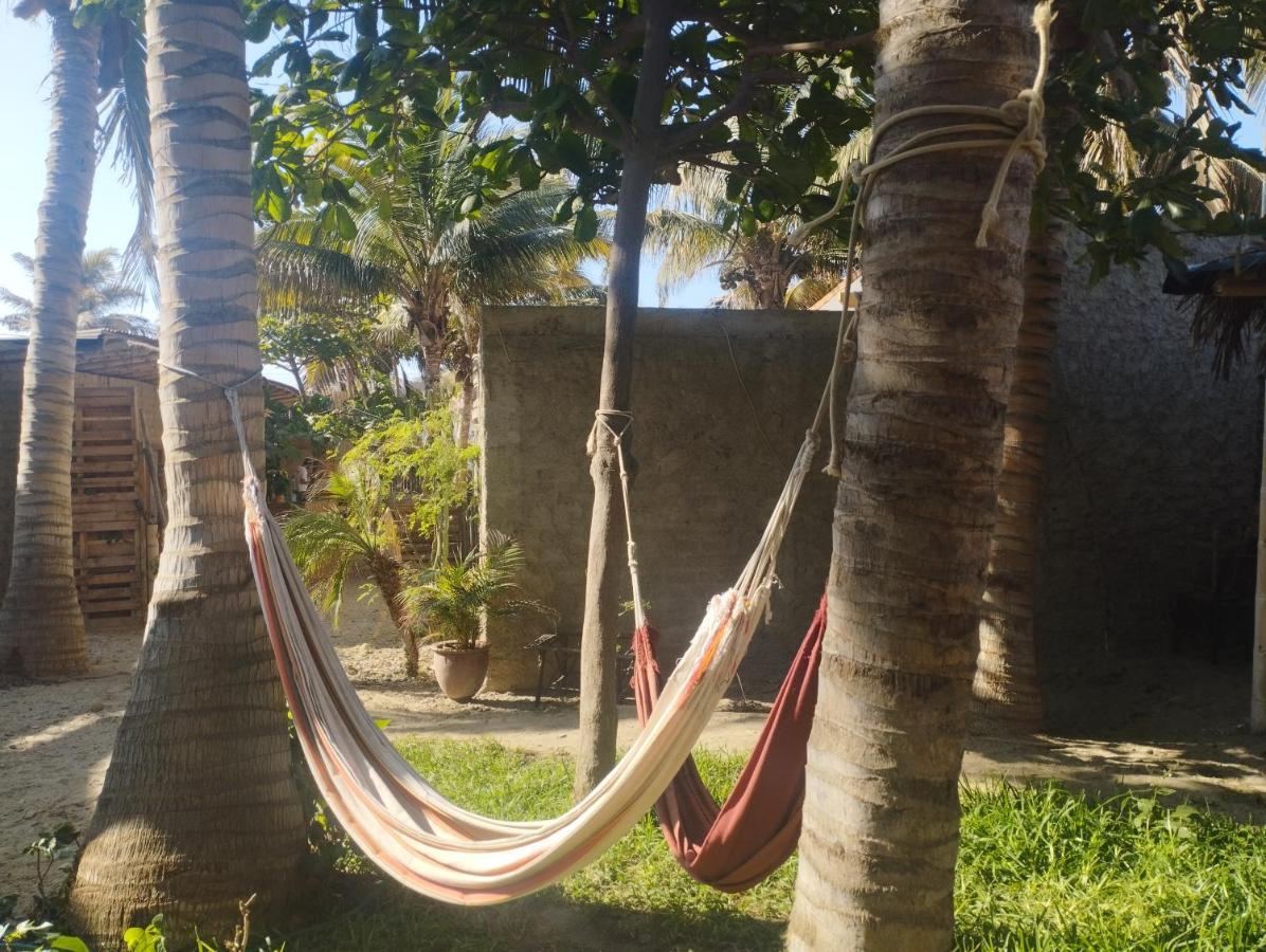 Los Almendros De Mancora Bagian luar foto
