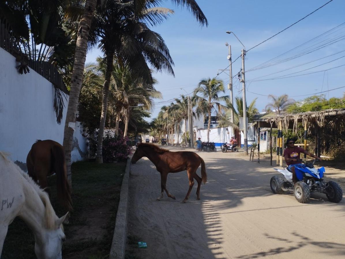 Los Almendros De Mancora Bagian luar foto